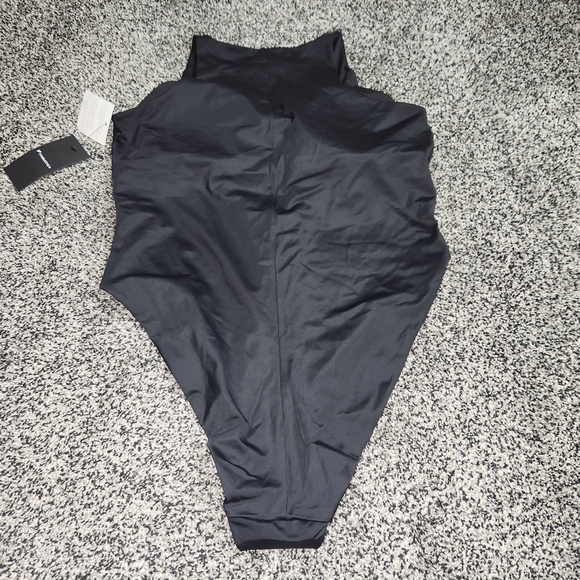 Fabletics Zip-Front One-Piece Swimsuit Black Sexy Sleek Women's Xl, Hi Cut Nwt - Picture 11 of 12